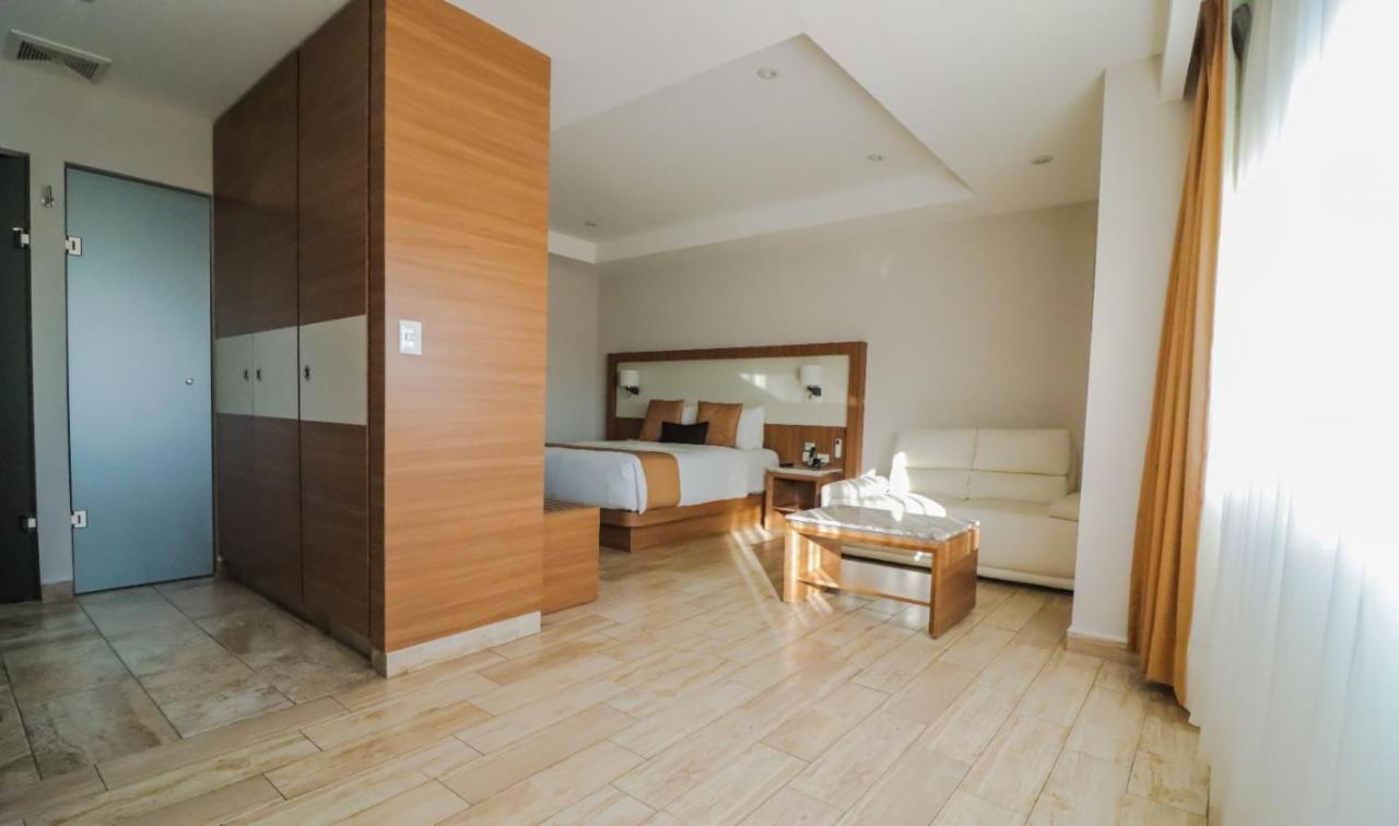 Hotel Soleil Business Class Leon Luaran gambar