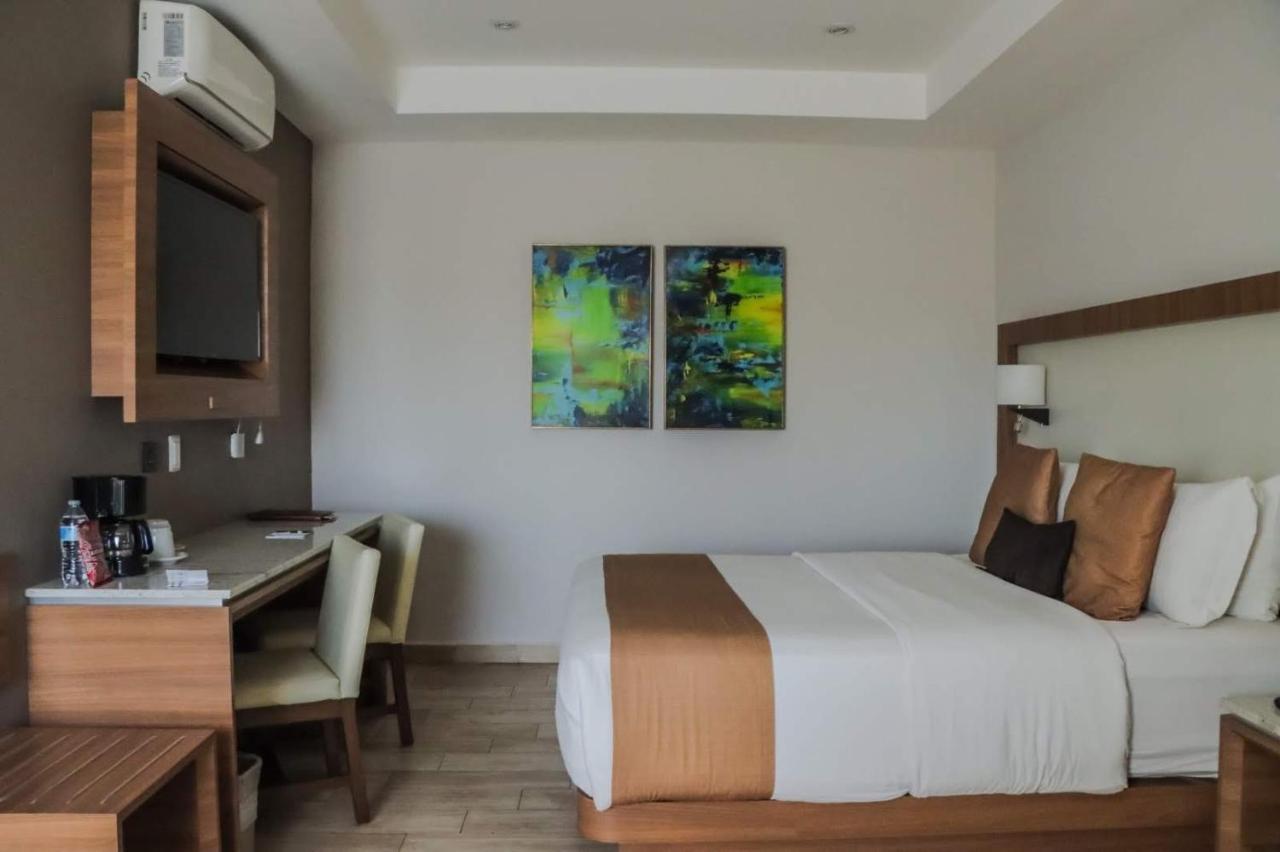 Hotel Soleil Business Class Leon Luaran gambar